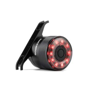 LUZ POSTERIOR CON SENSOR FRENO RECARGABLE Q3 NEGRO ROCKBROS
