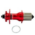 MAZA NOVATEC POSTERIOR 32H / D792SB/A-AA / 6 PERNOS / CASETERO 9-10-11V / QR / ALUMINIO / ROJA QR249R