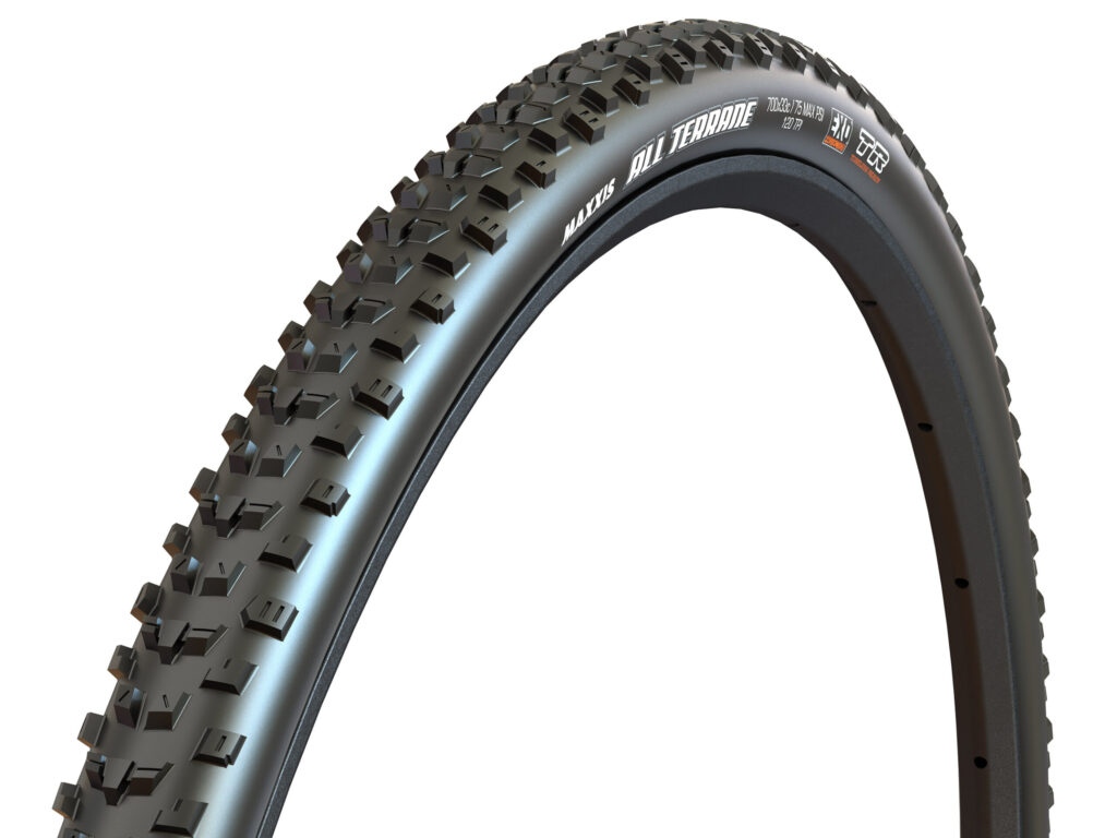 LLANTA 700X33C MAXXIS ALL TERRANE / CARBON FIBER / EXO / TUBELESS READY / 120TPI / 75PSI